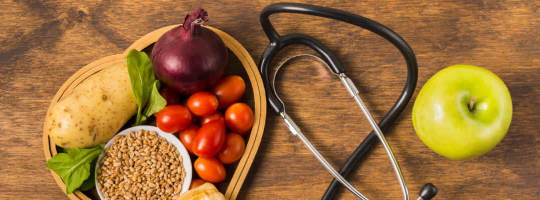 comida-saludable-y-material-medico.jpg
